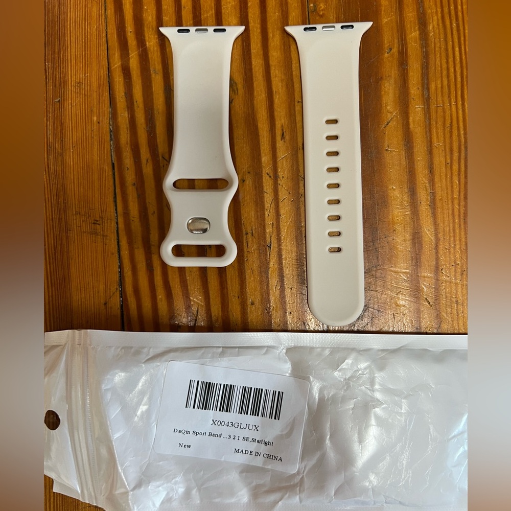 Silicone Smartwatch Band in Cream